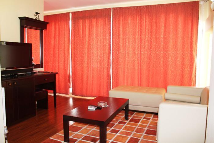 Hotel Planet Gjilan Экстерьер фото